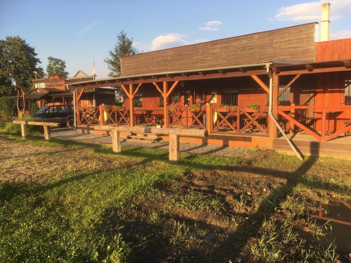 Bubla City Ranch Копршивнице Экстерьер фото